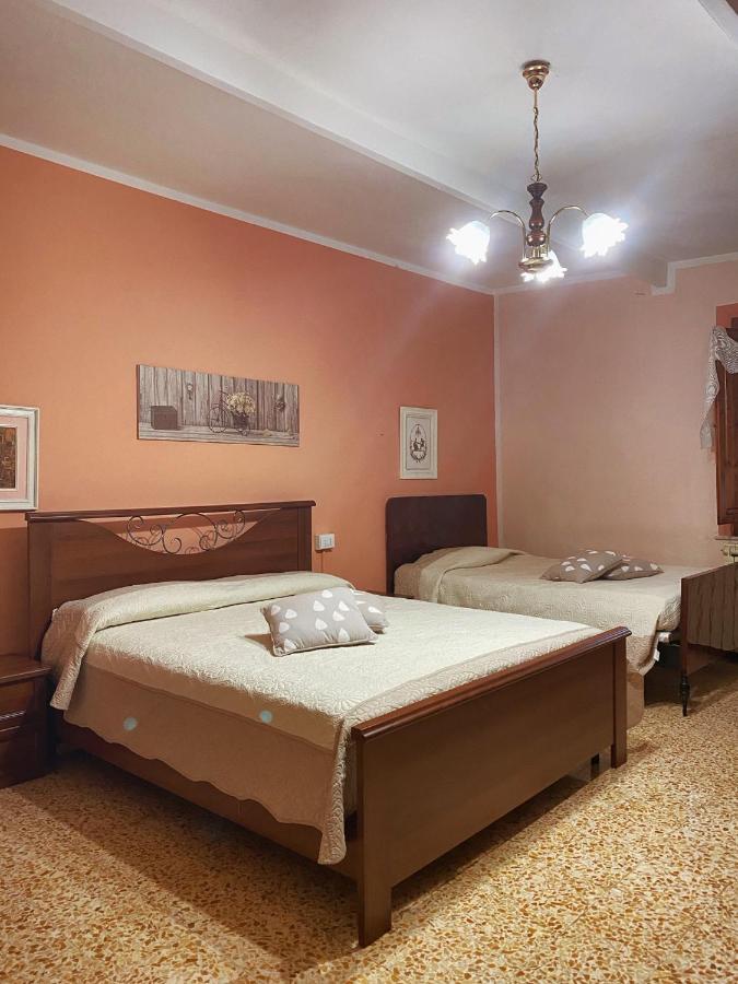 La Casa Dei Nonni Villa คิอานนี ภายนอก รูปภาพ
